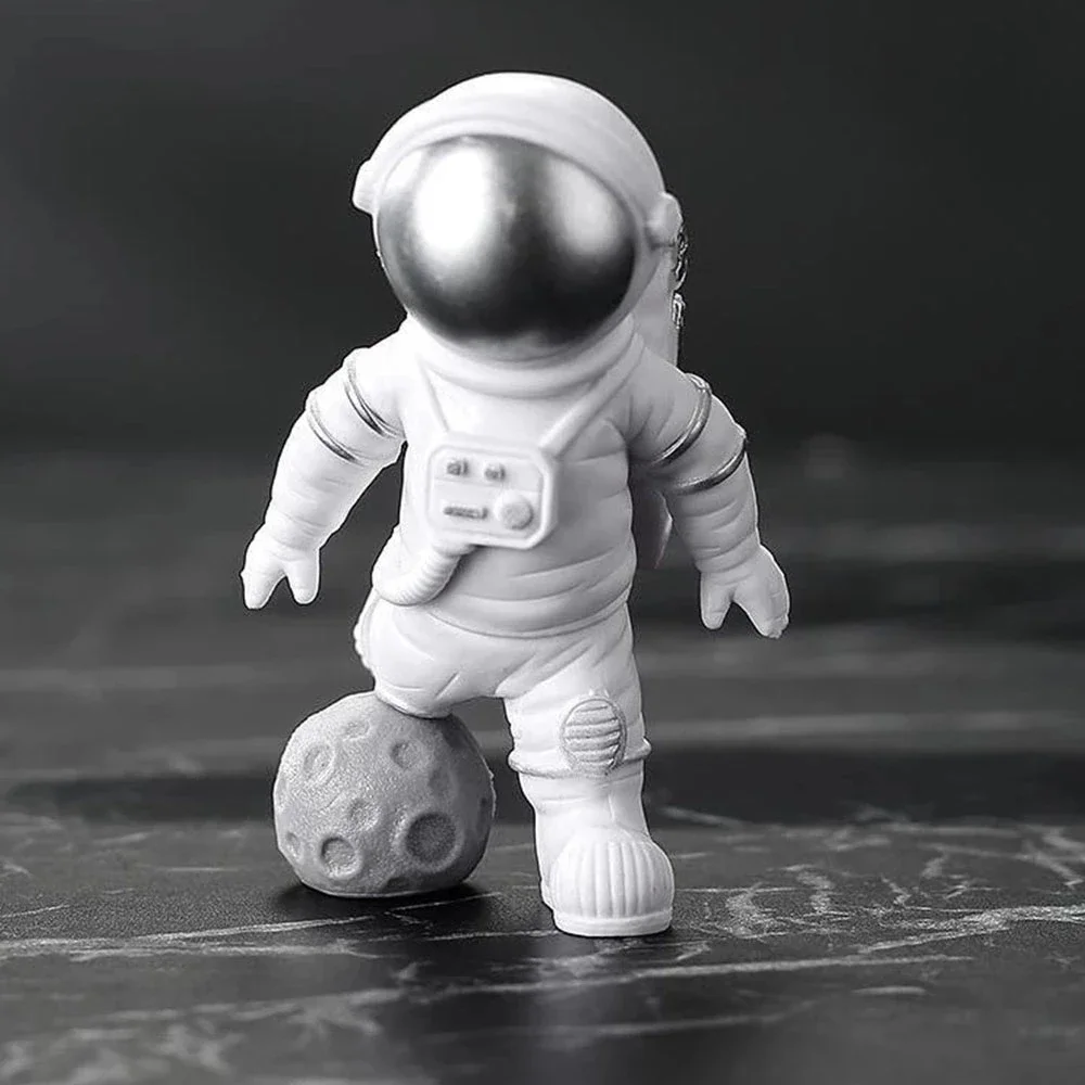 4 pcs Astronaut Figure Statue  - Newton Cradle Large 리뷰 및 가격