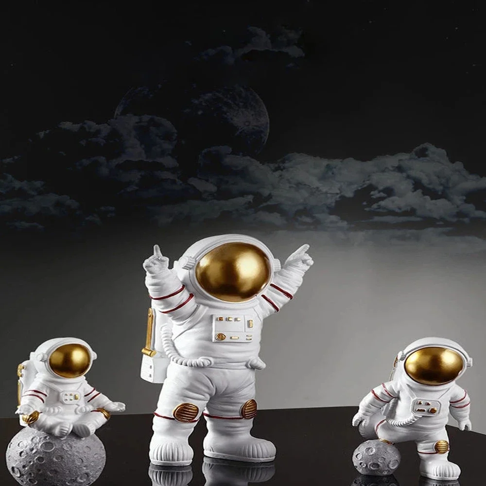 4 pcs Astronaut Figure Statue  - Newton Cradle Large 리뷰 및 가격